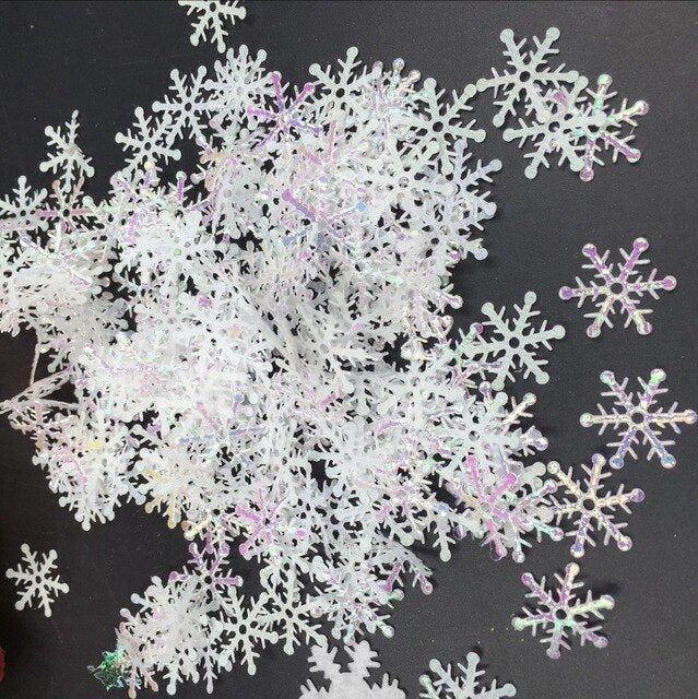 200pcs 3cm Christmas Tree Snowflakes