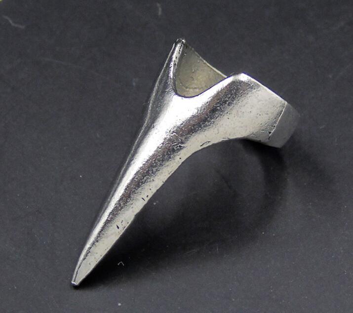 Vintage Claw Nail Rings Halloween