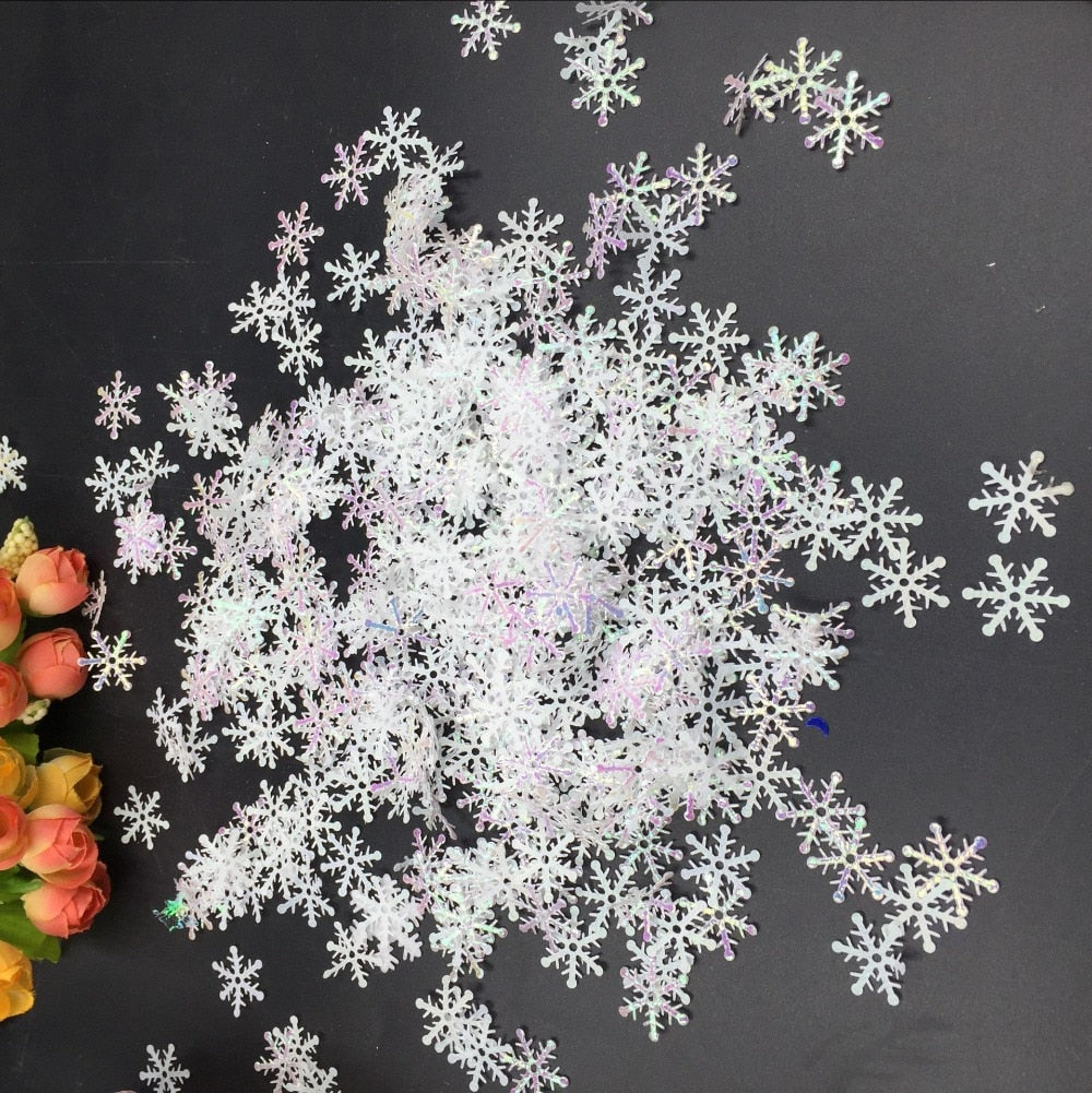 200pcs 3cm Christmas Tree Snowflakes