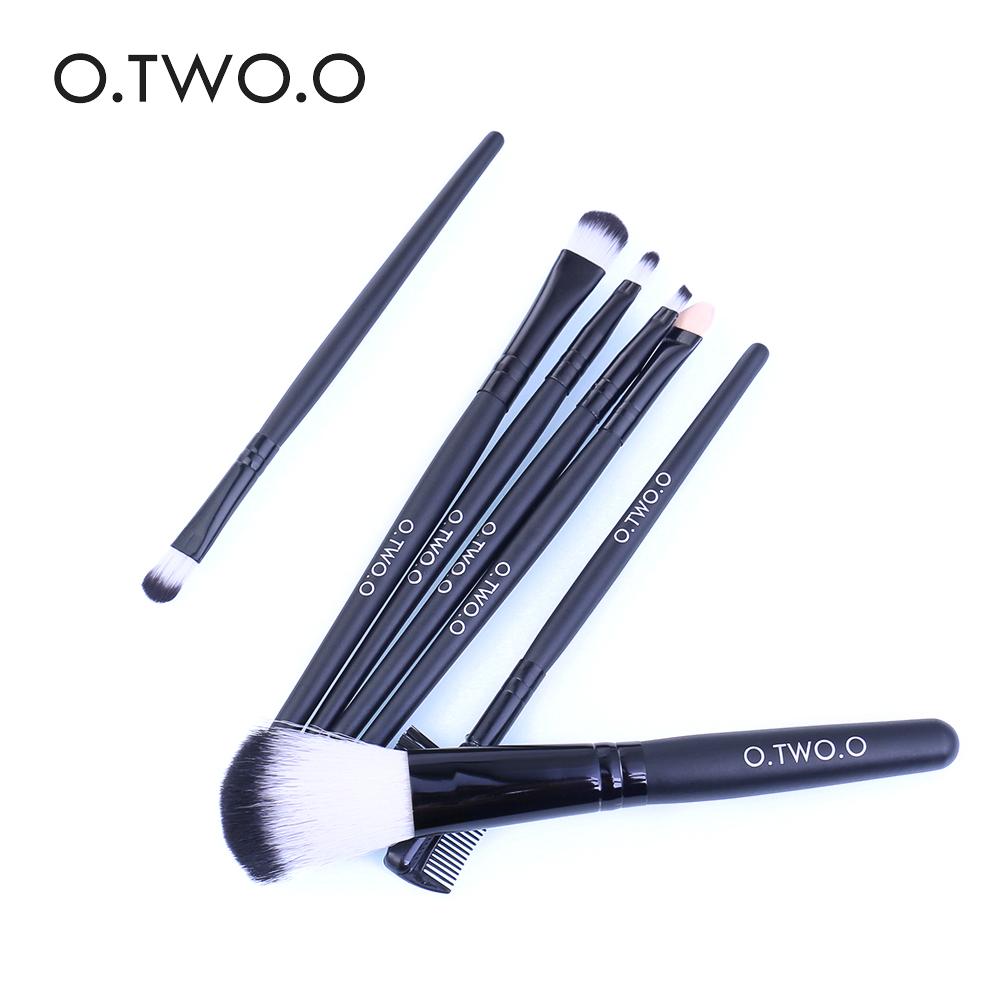 O.TWO.O 7pcs Cosmetic Brush Set