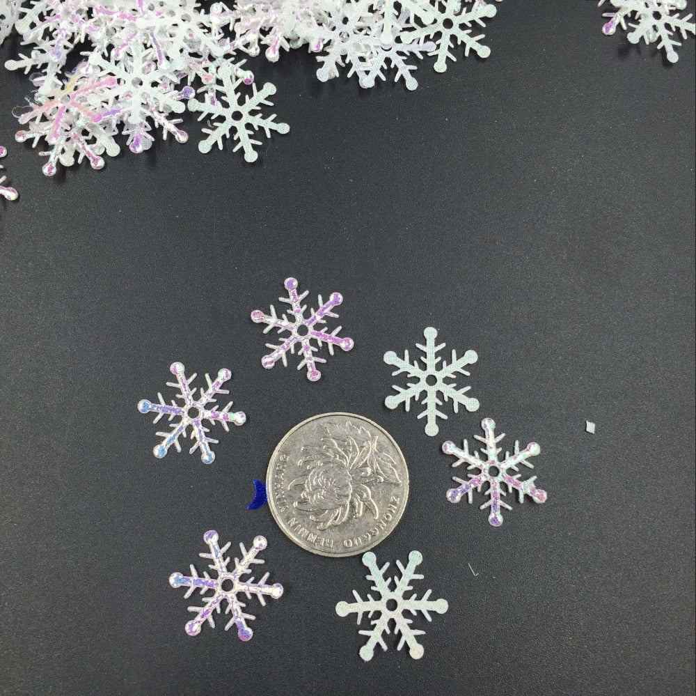 200pcs 3cm Christmas Tree Snowflakes