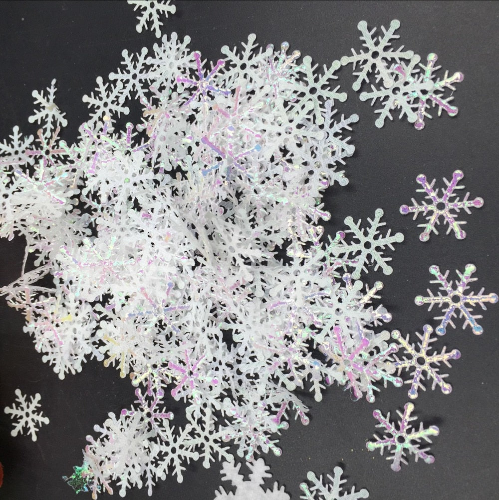200pcs 3cm Christmas Tree Snowflakes