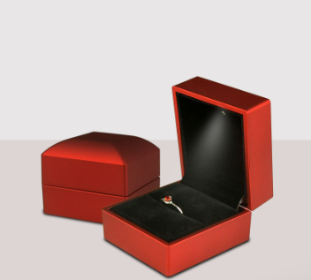 Elegant LED Light Ring Box