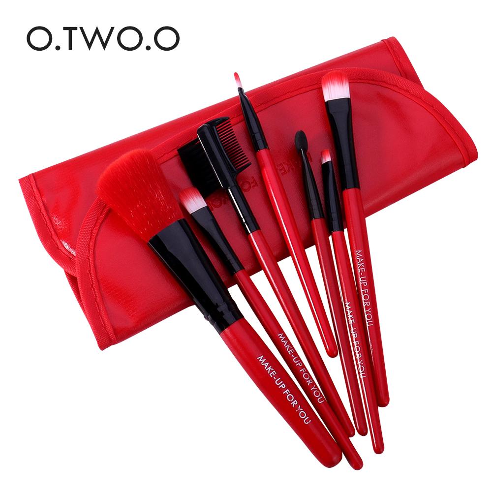 O.TWO.O 7pcs Cosmetic Brush Set