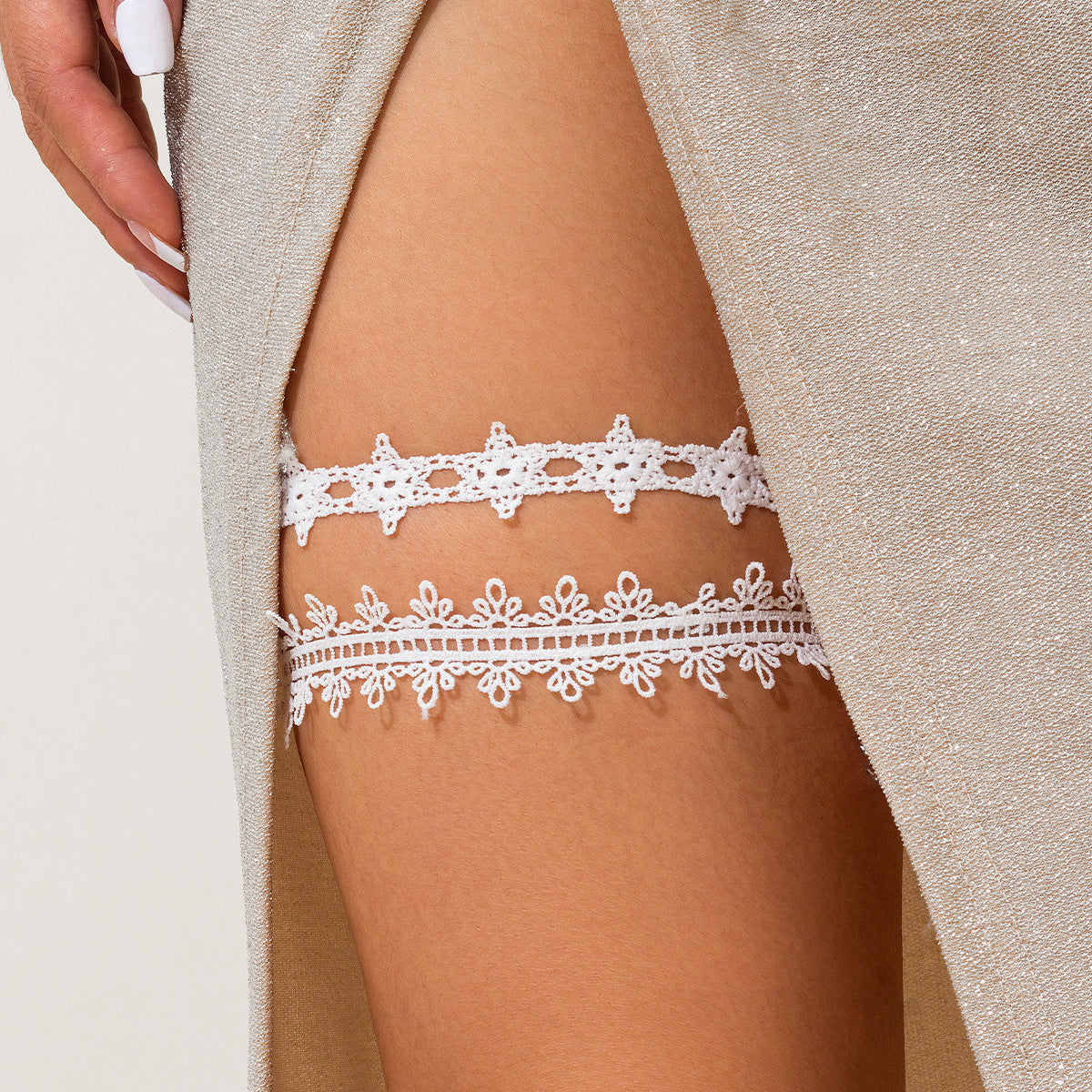 Lace thigh jewelry