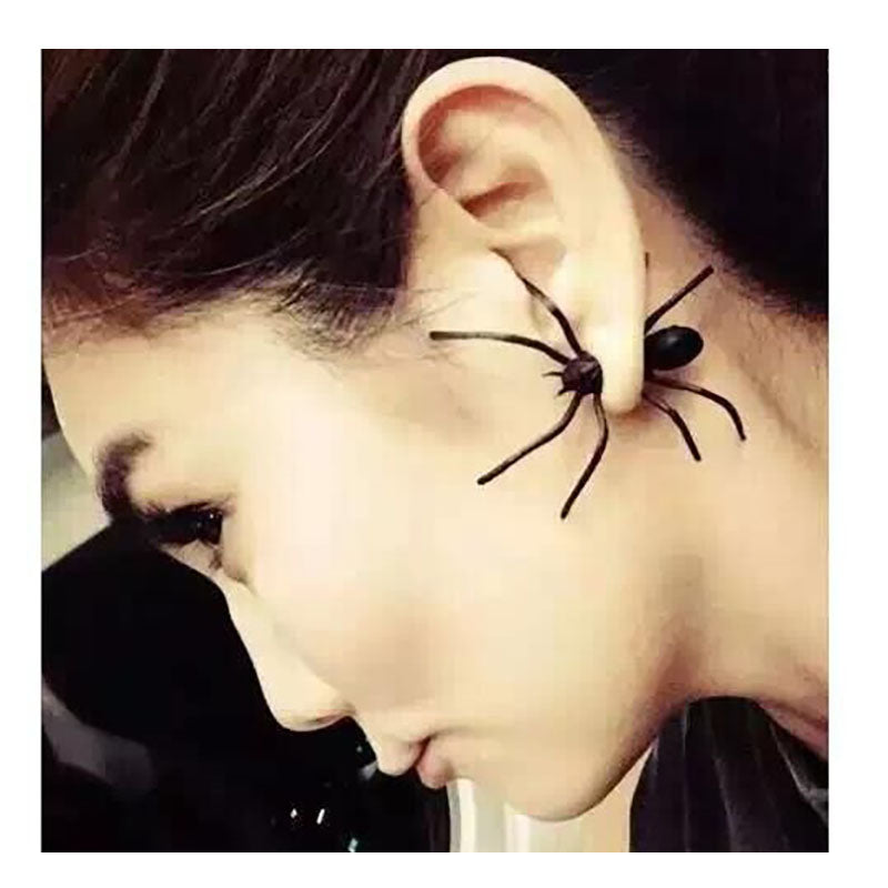 Halloween 3D Creepy Black Spider earrings